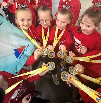 Medallien der Cheerleaderinnen