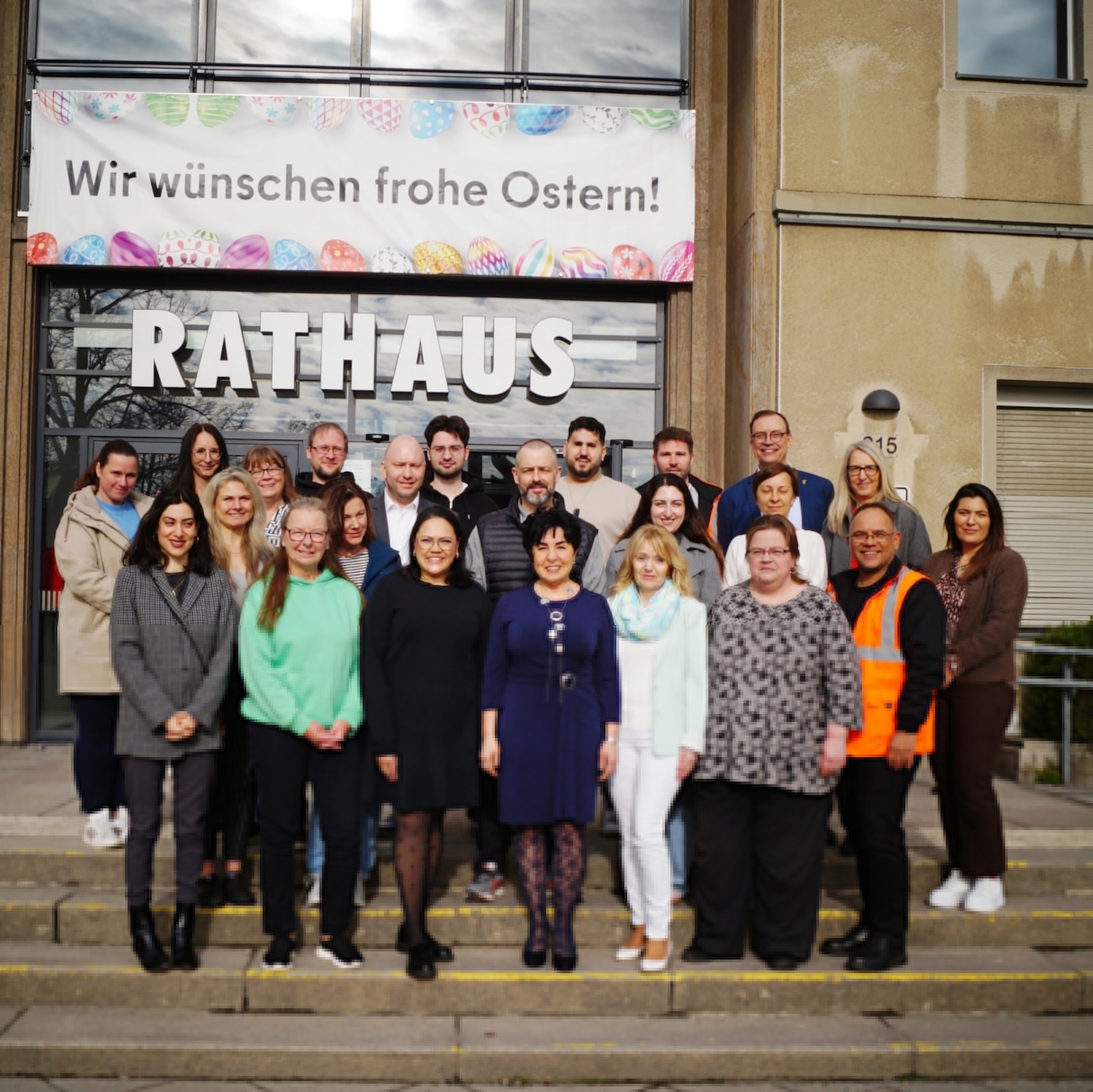 Das Fuchsteam des Bezirksamts Reinickendorf w�nscht allen B�rgerinnen und B�rgern ein frohes Osterfest.