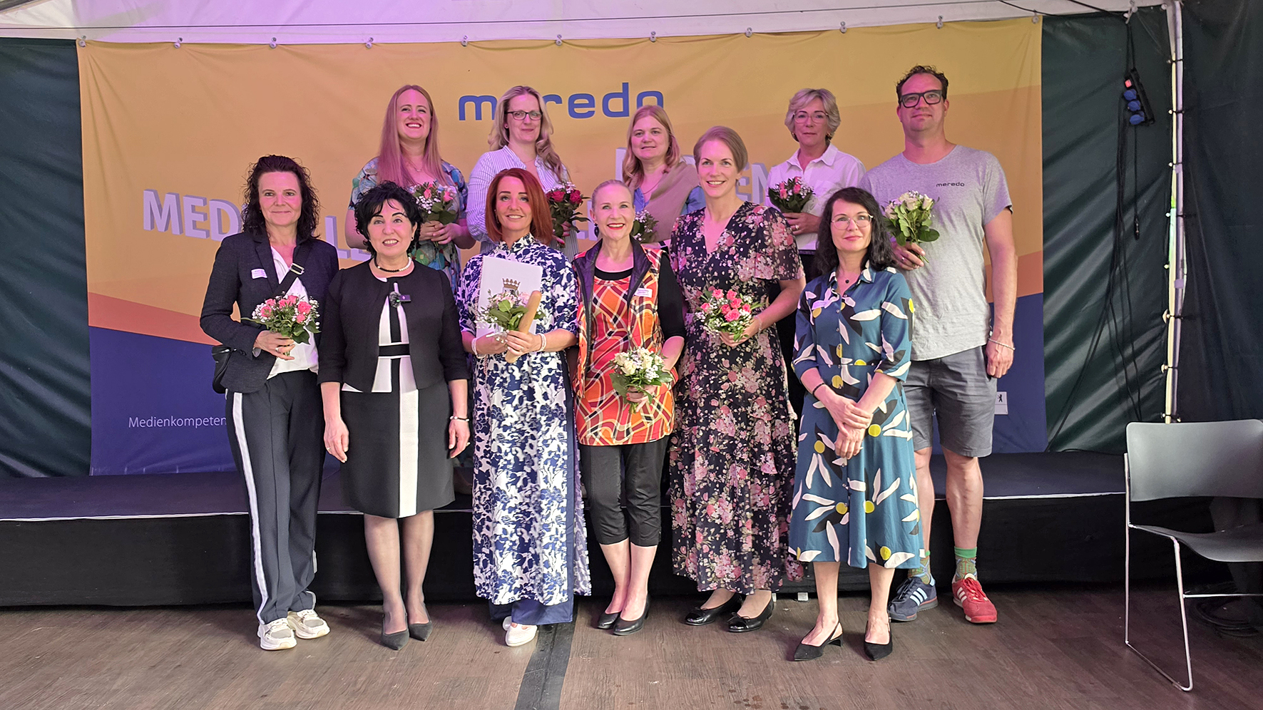 Gruppenfoto Reinickendorfer Frauen in F�hrung - Foto: Falko Hoffmann / RAZ Verlag