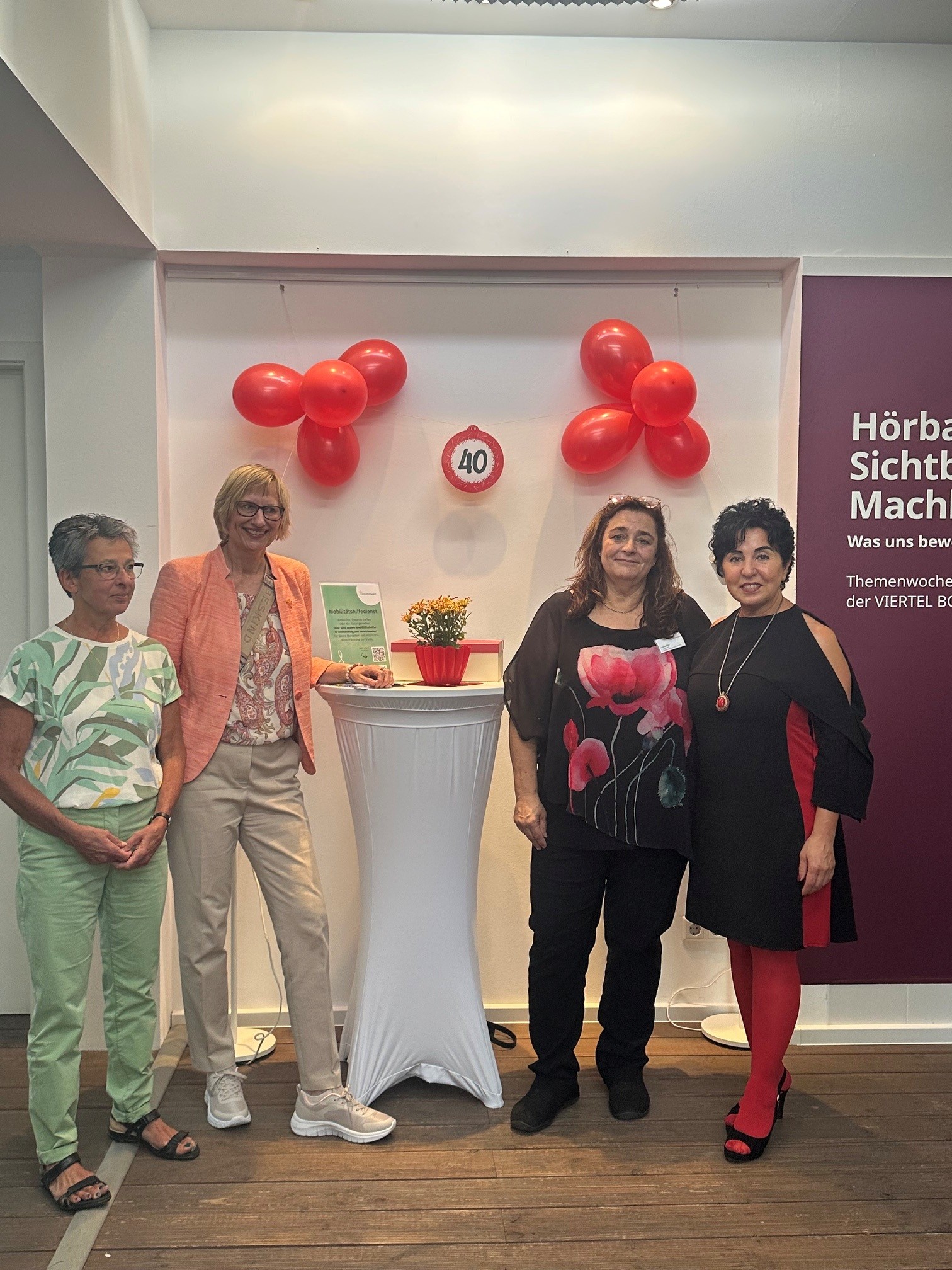 Gratulation zum 40. Jubil�um